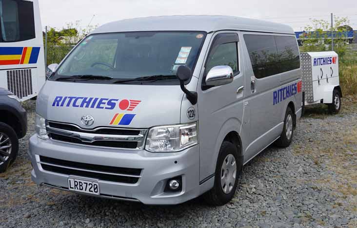 Ritchies Toyota Hiace 1224